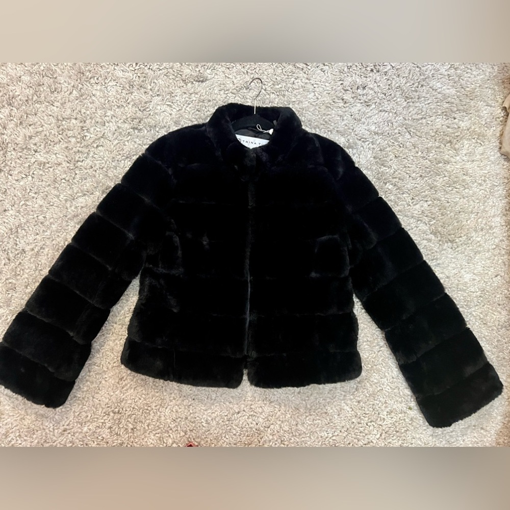 Bloomingdale’s TRINA TURK FAUX MINK COAT JACKET  GORGEOUS!! Sm org$360